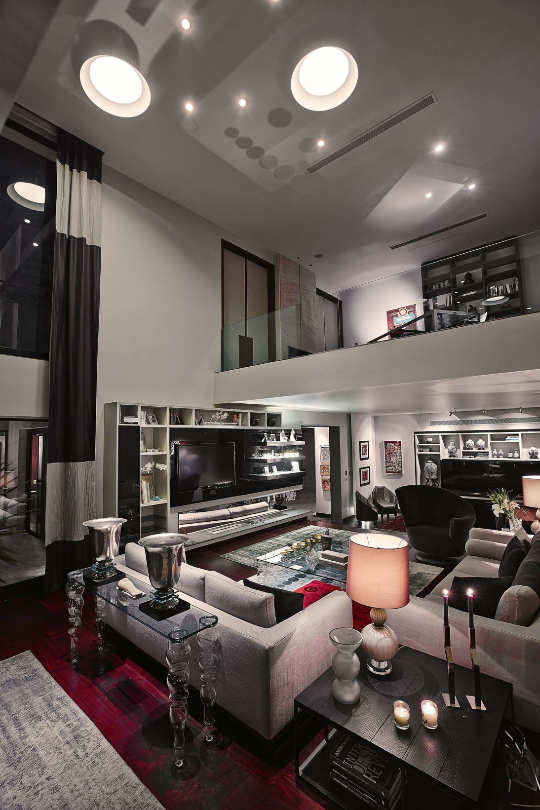 KH Residence - Image 11